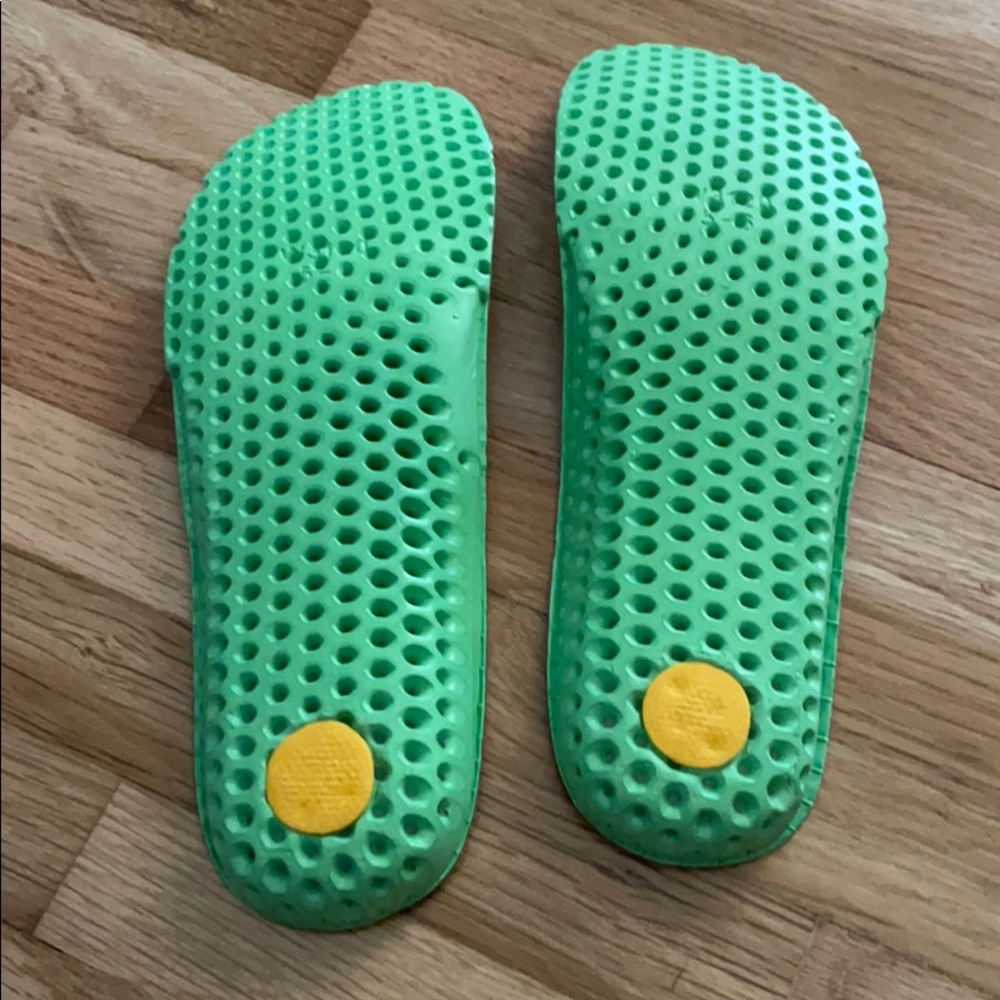 Earth Origins Clogs - Picture 10 of 10